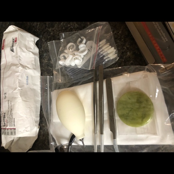 Eyelash Extension Supply Lot - Picture 8 of 13